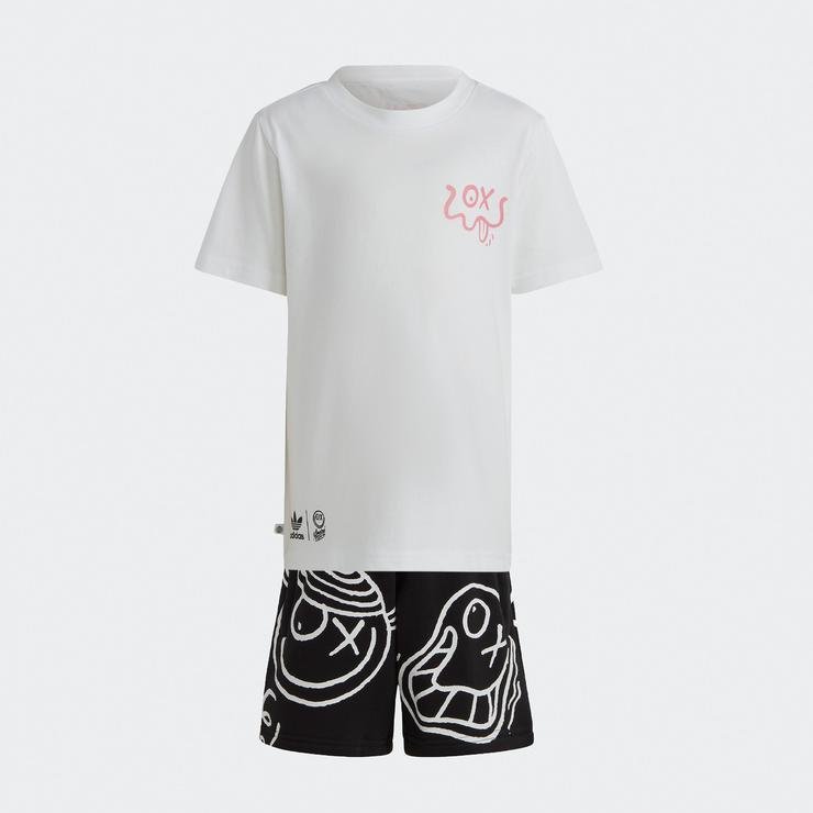 adidas Originals x André Saraiva Çocuk Beyaz T-Shirt ve Şort Takımı