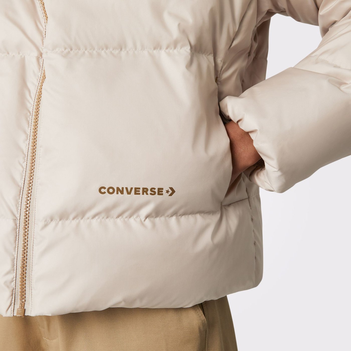 Куртка жіноча Converse