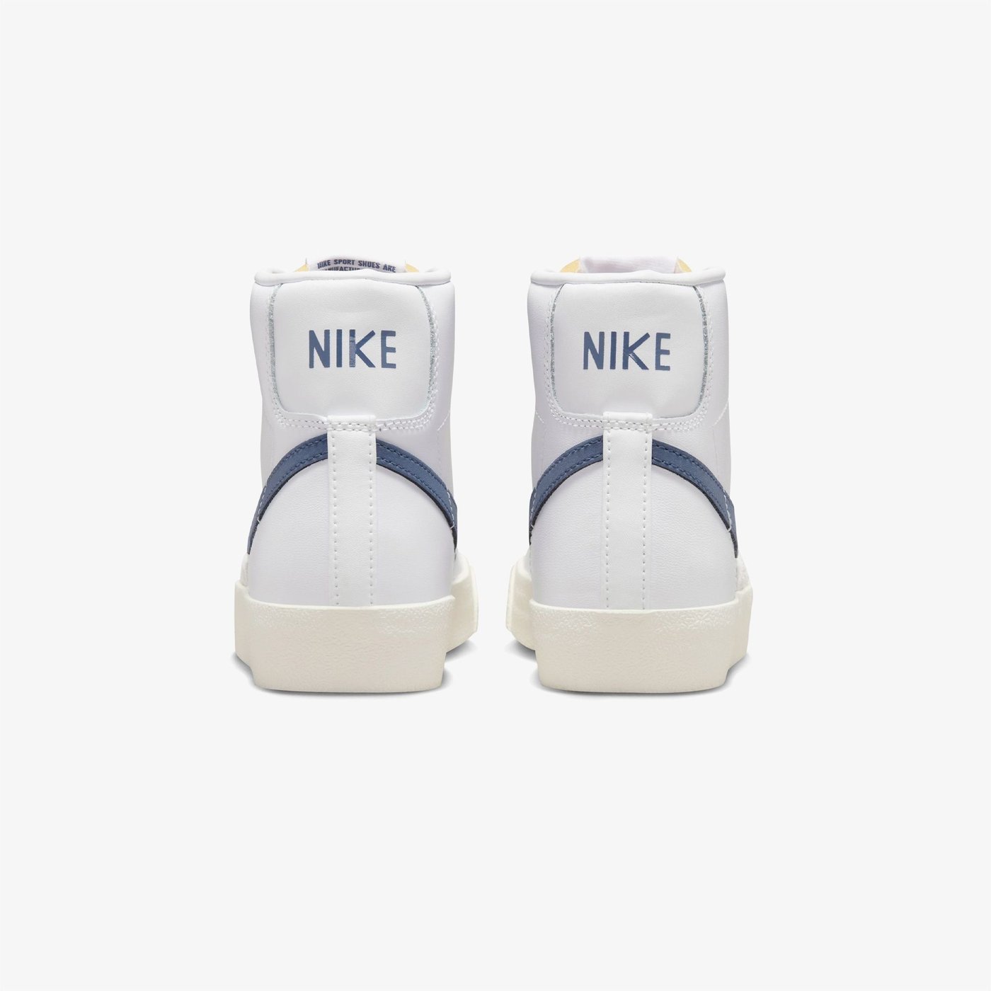 Кросівки жіночі Nike BLAZER MID 77