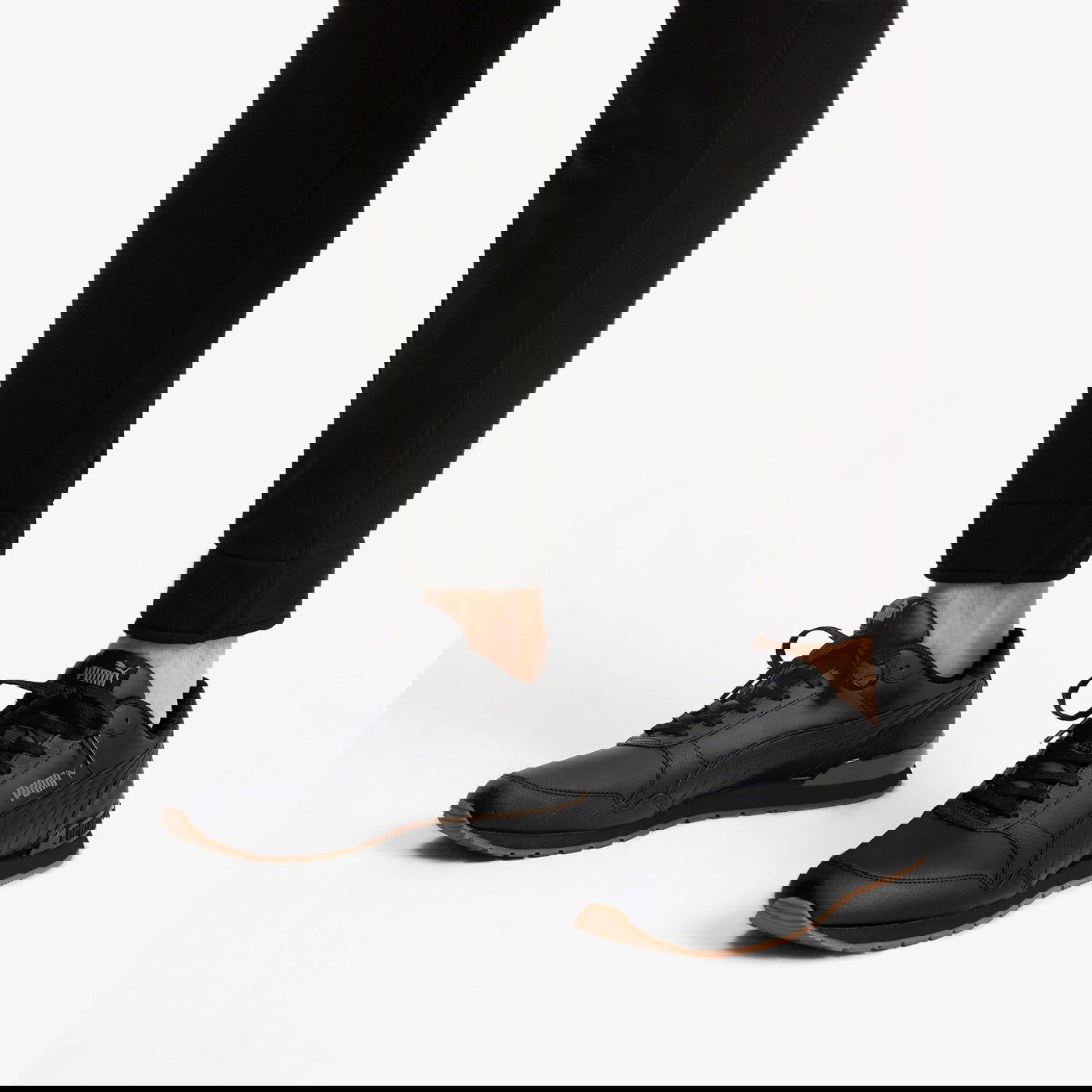 Кросівки чоловічі Puma ST RUNNER V2 F
