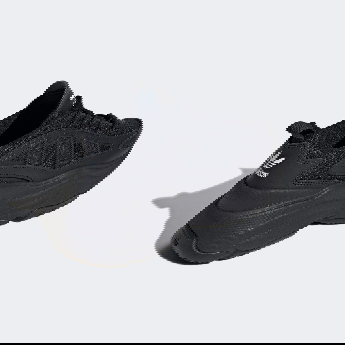 Кросівки жіночі adidas OZGAIA