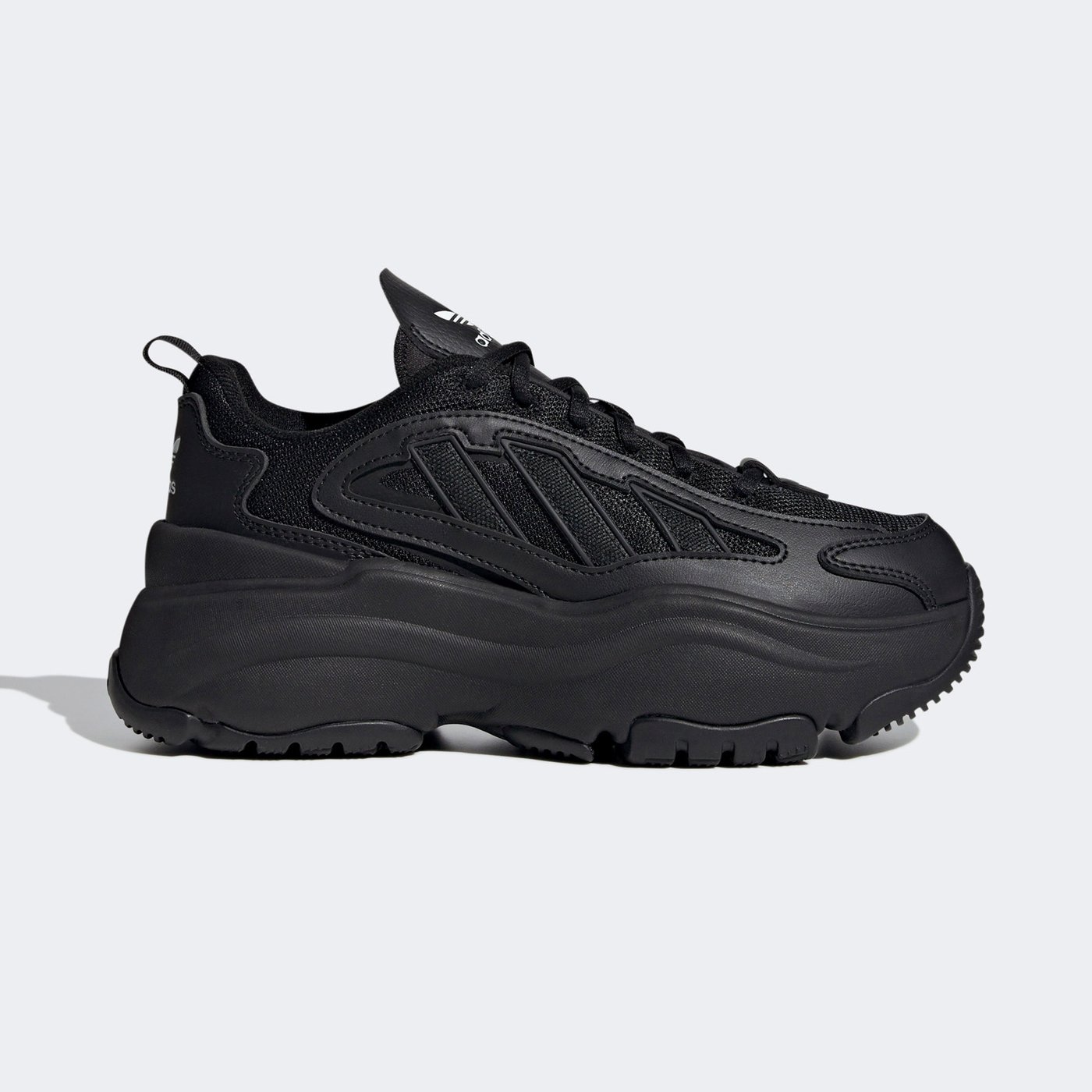 Кросівки жіночі adidas OZGAIA