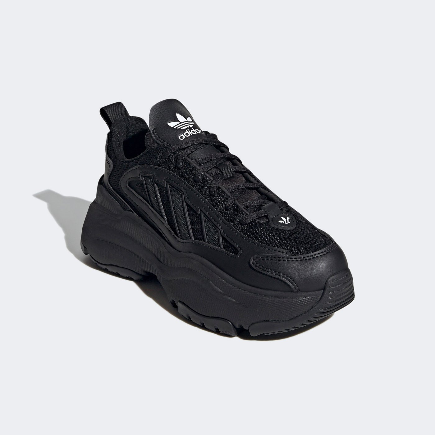 Кросівки жіночі adidas OZGAIA