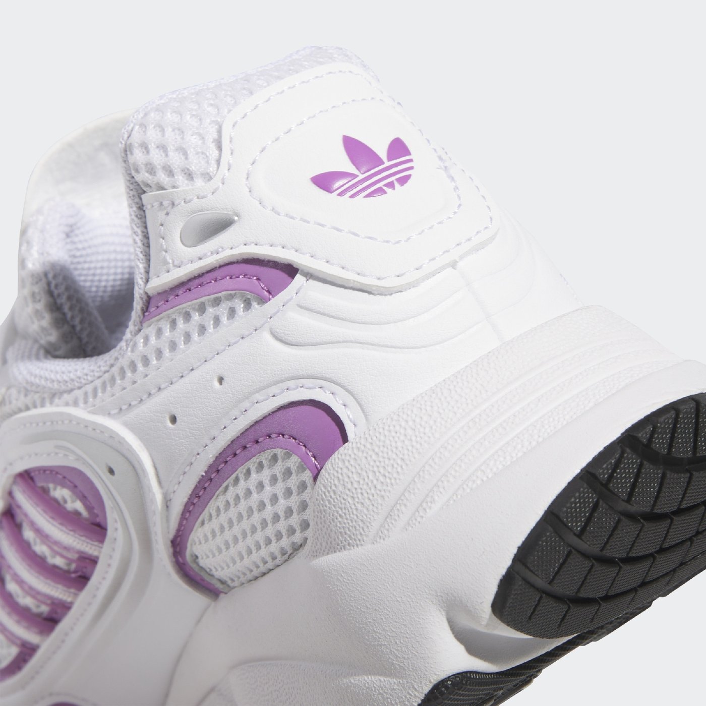 Кросівки жіночі adidas OZMİLLEN