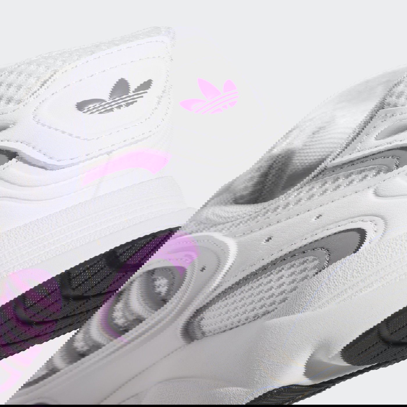 Кросівки жіночі adidas OZMİLLEN