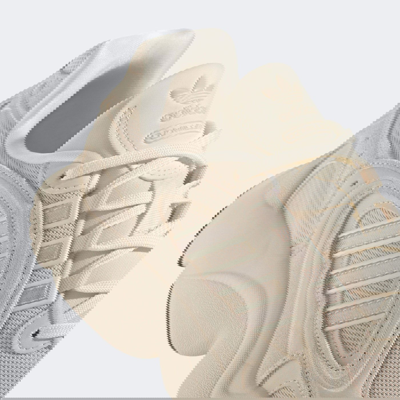Кросівки жіночі adidas OZMILLEN W