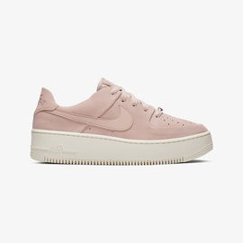 Кросівки жіночі Nike Air Force 1 Sage Low