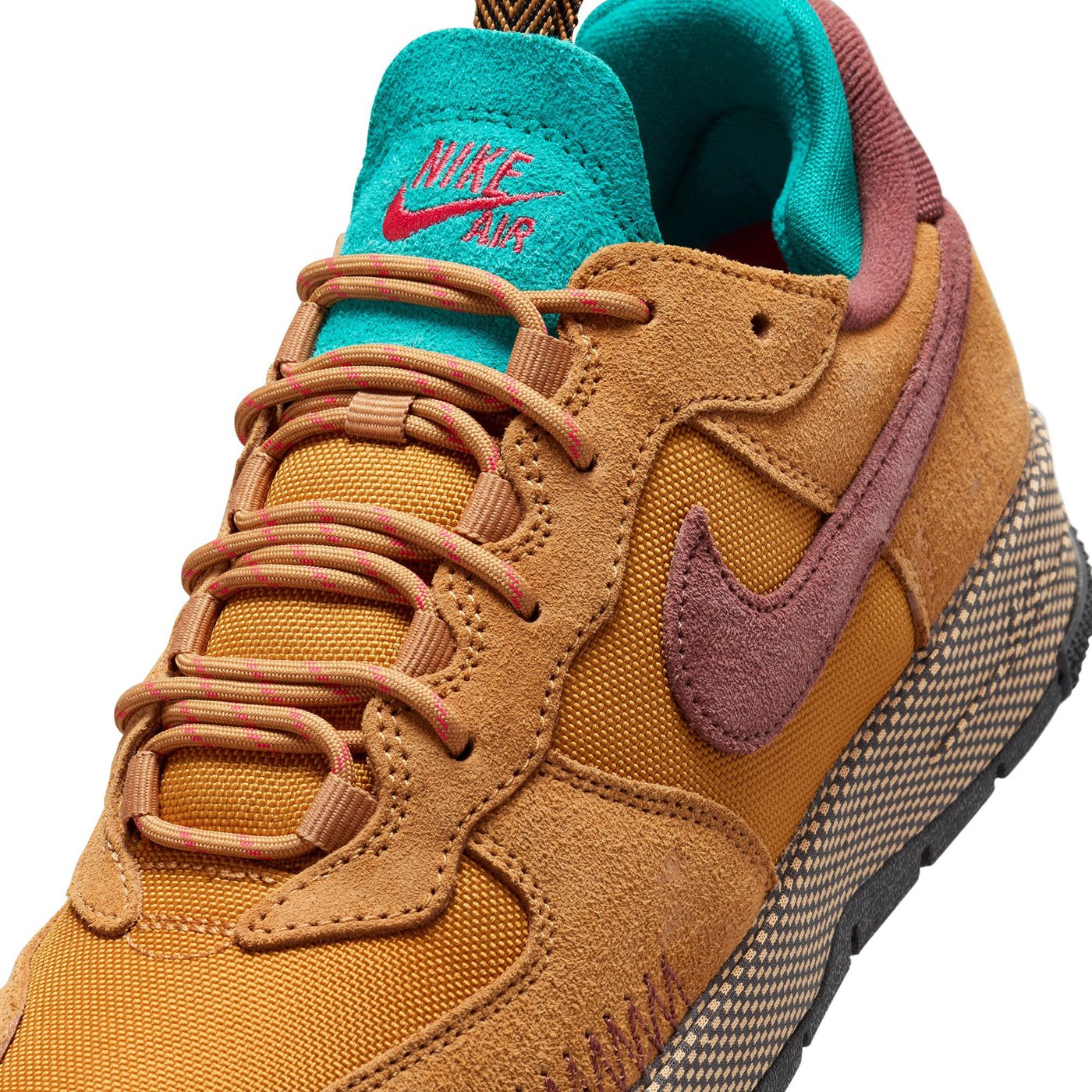 Кросівки жіночі Nike AIR FORCE 1 WILD