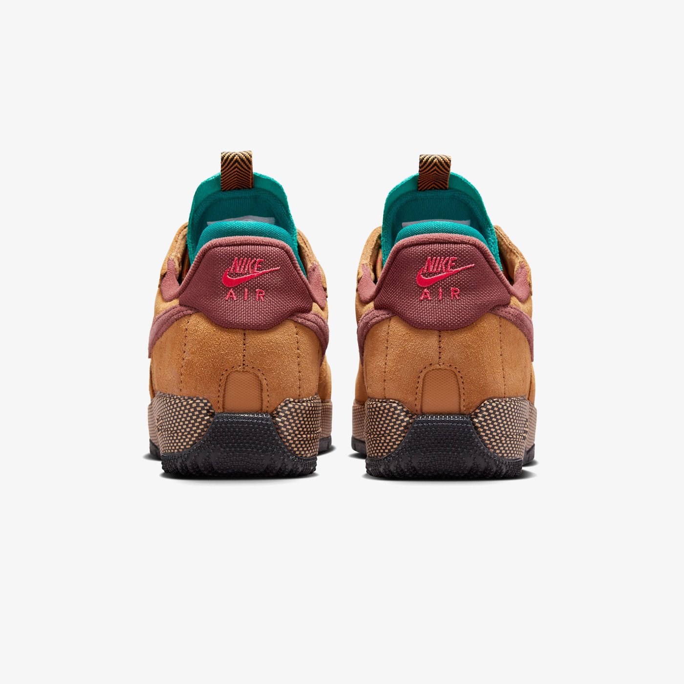 Кросівки жіночі Nike AIR FORCE 1 WILD