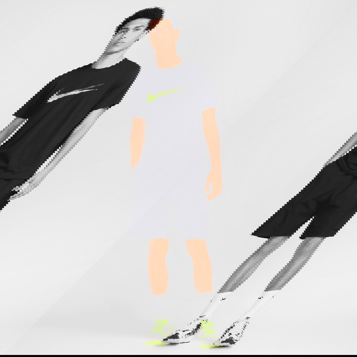 Футболка чоловіча Nike SPORTSWEAR