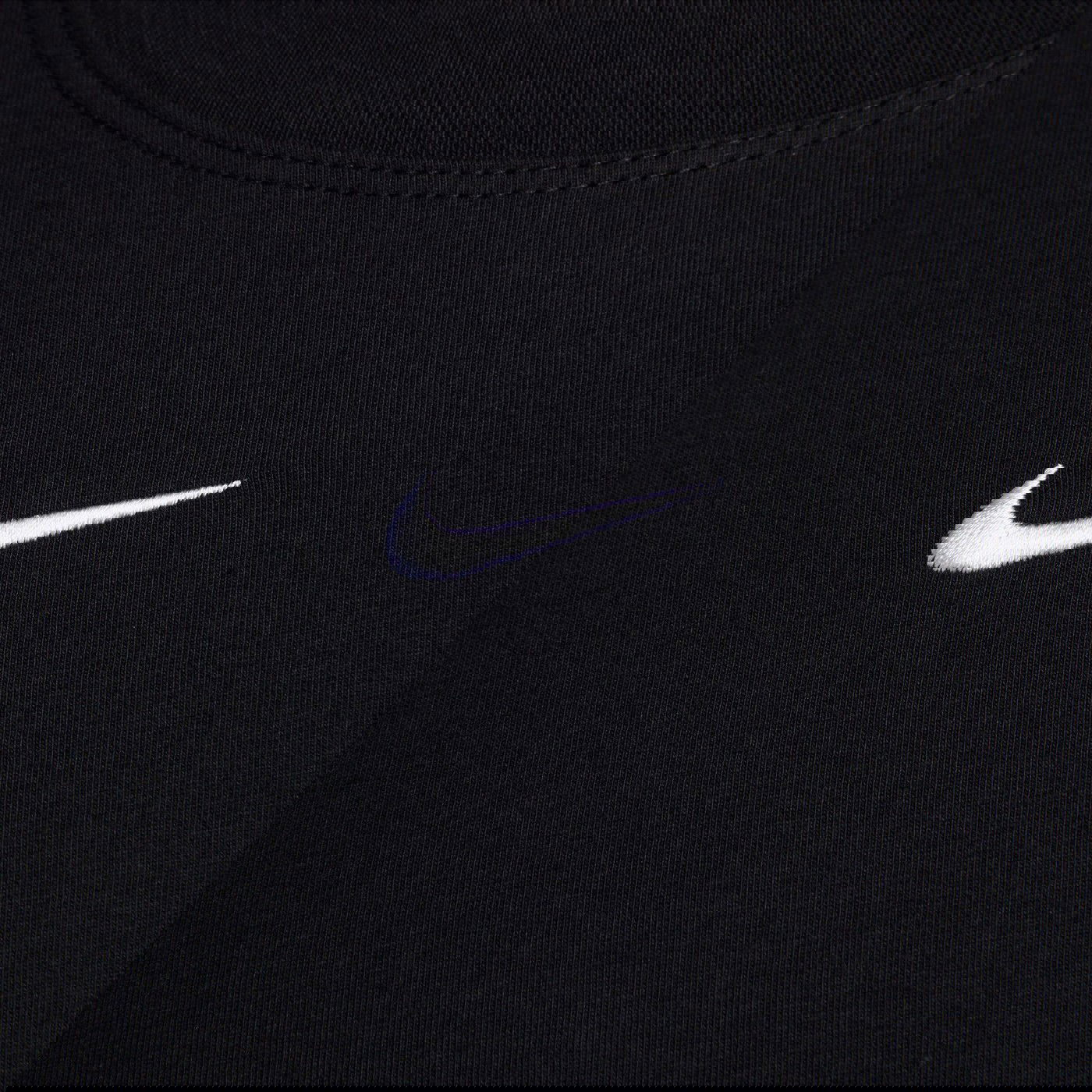 Футболка жіноча Nike SPORTSWEAR ESSENTİAL