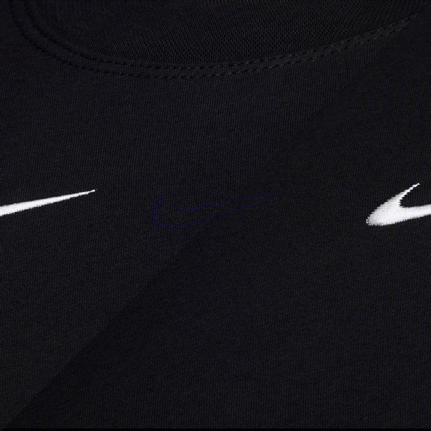 Футболка жіноча Nike SPORTSWEAR ESSENTİAL