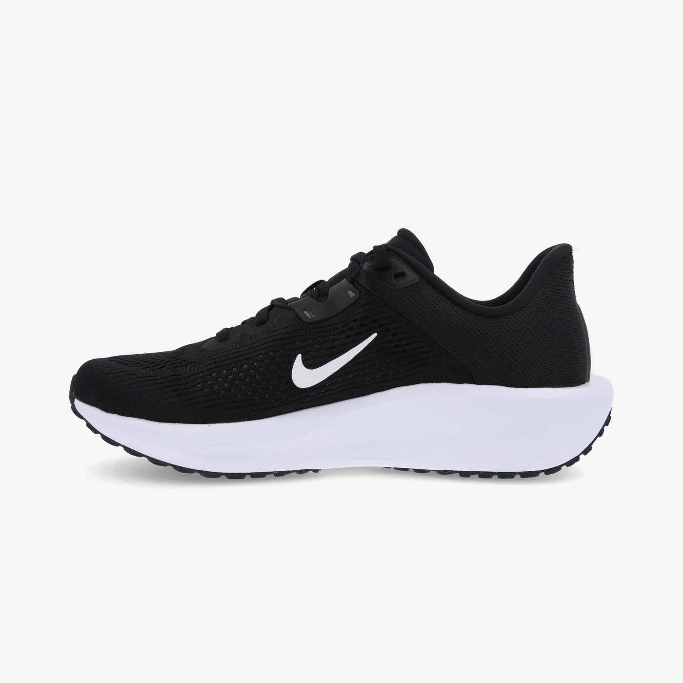 Кросівки чоловічі Nike QUEST 6