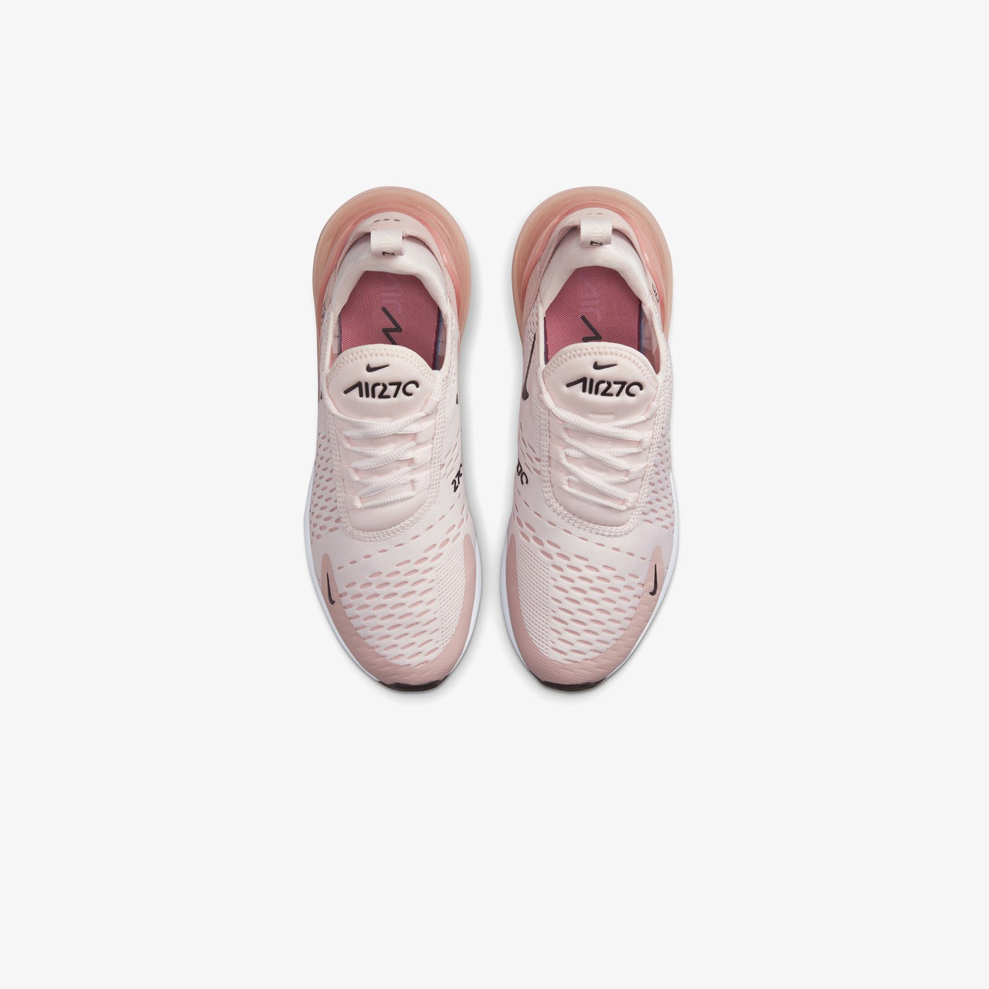Кросівки жіночі Nike WMNS AIR MAX 270