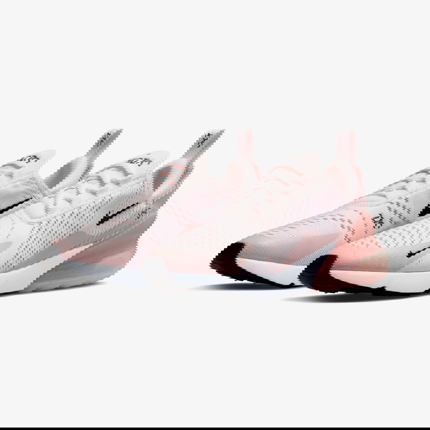 Кросівки жіночі Nike WMNS AIR MAX 270