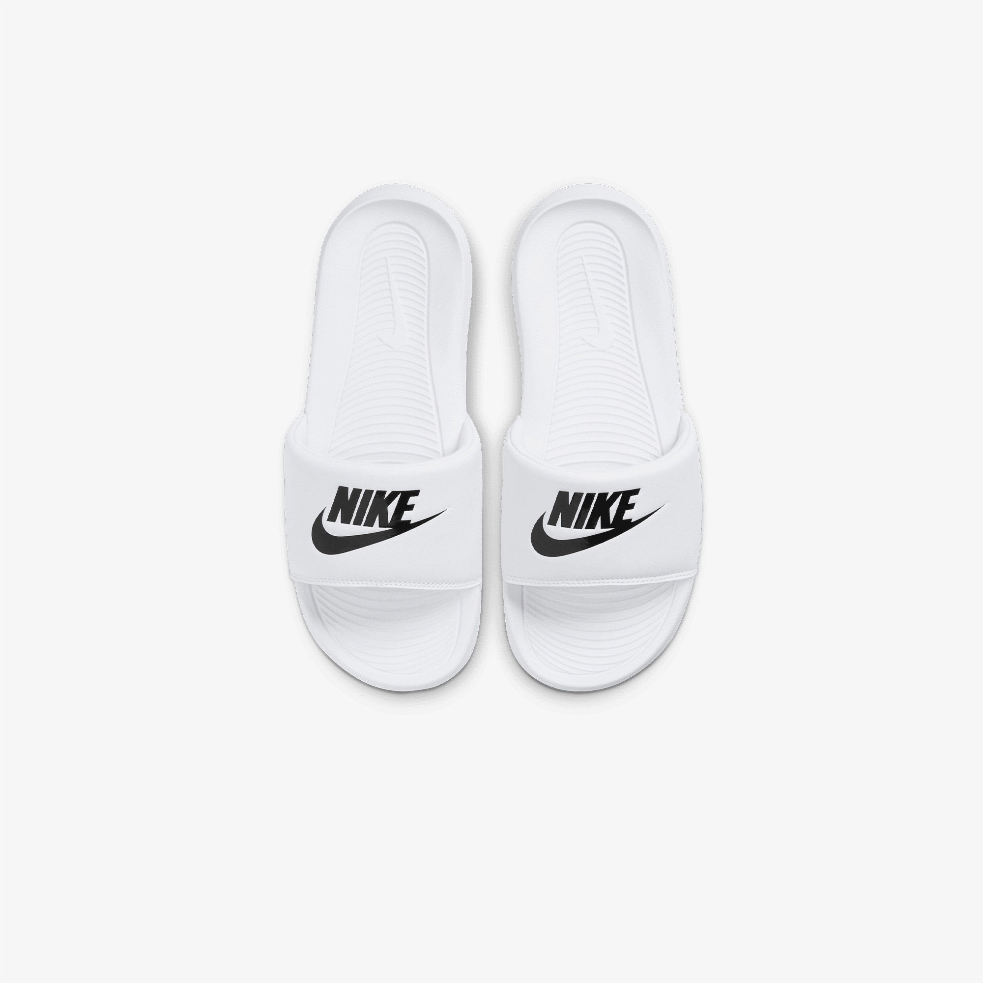 Шльопанці жіночі Nike W VİCTORİ ONE SLİDE