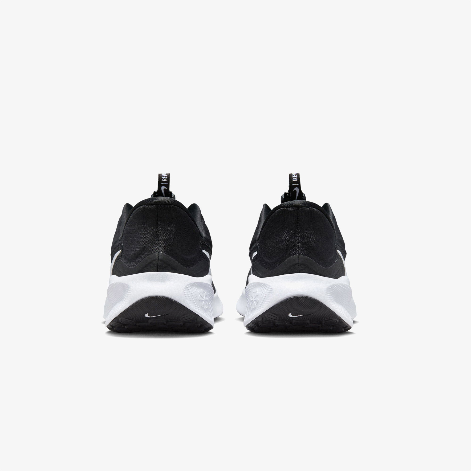 Кросівки чоловічі Nike REVOLUTION 7 EASYON