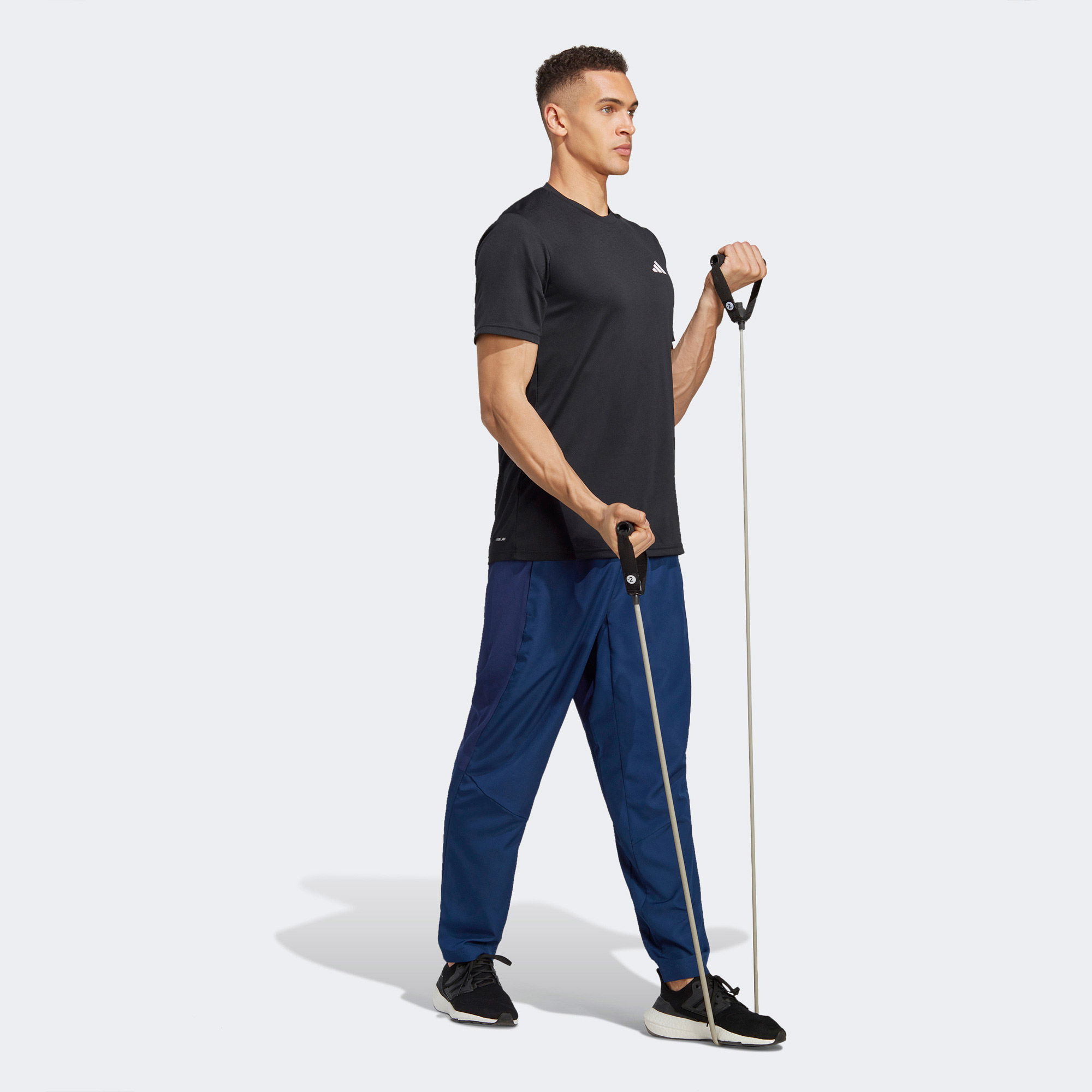 Футболка чоловіча adidas TRAİN ESSENTİALS