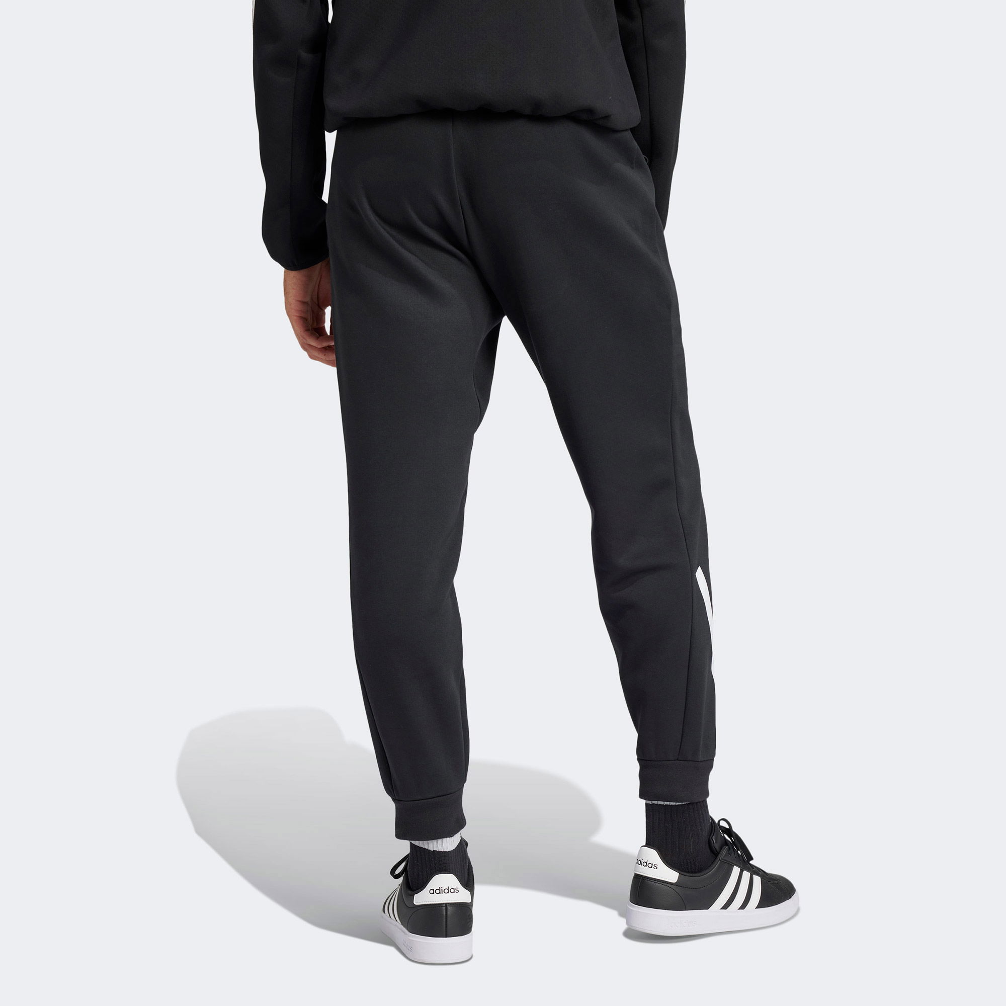 Спортивні Штани чоловічі adidas Z.N.E.