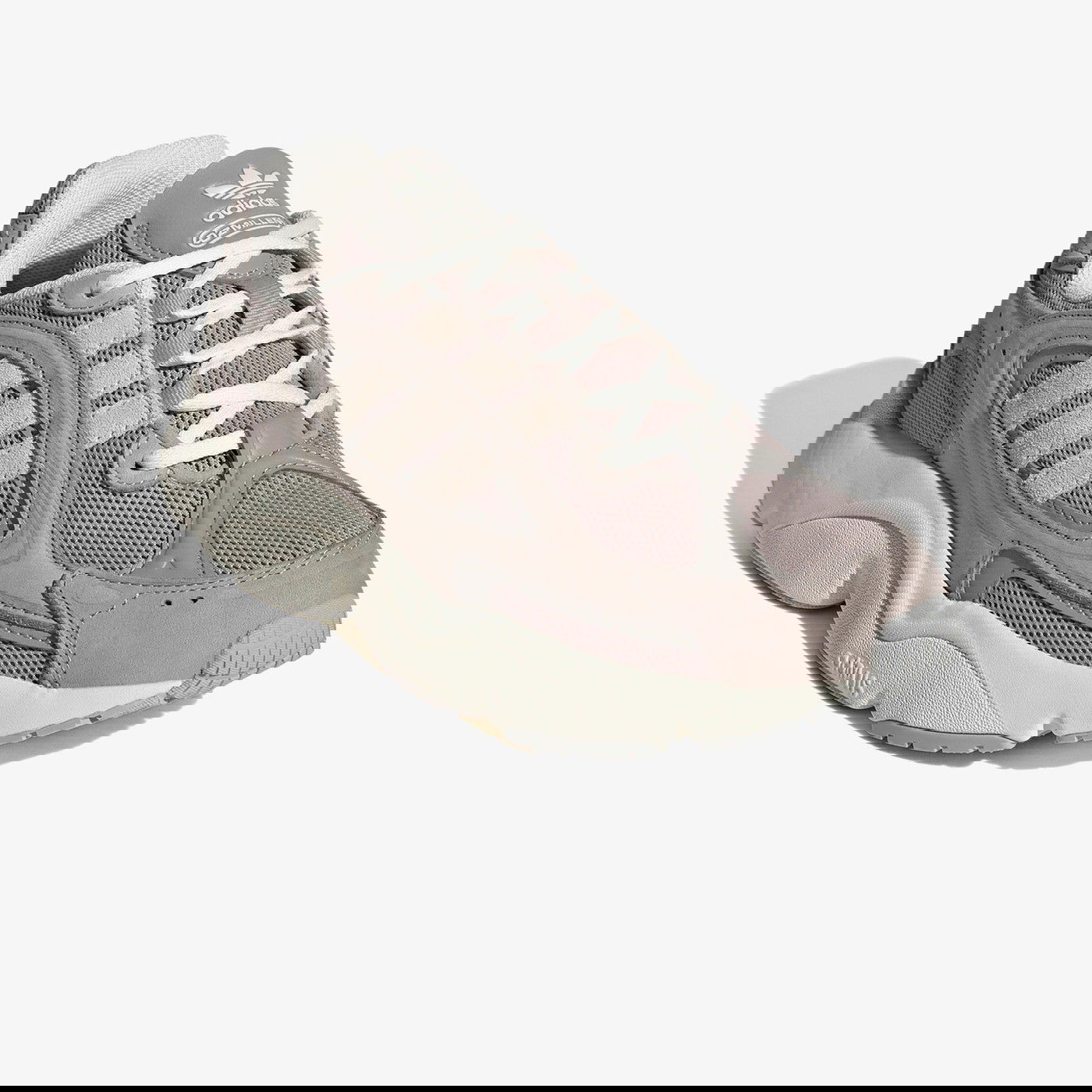 Кросівки чоловічі adidas OZMILLEN